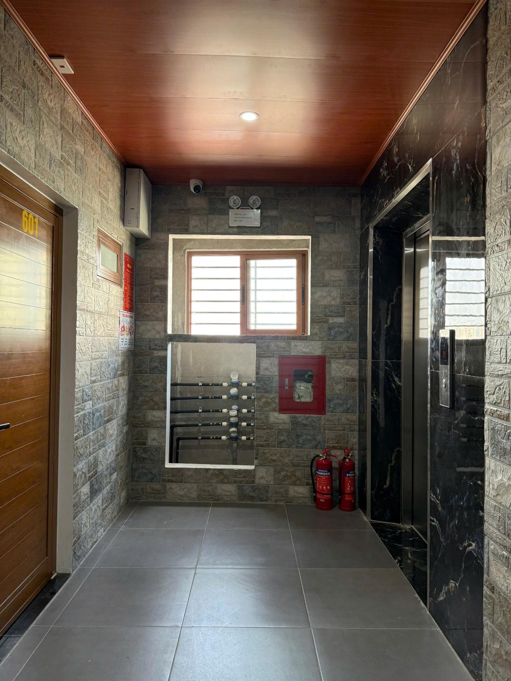 Bán nhà Tam Trinh - diện tích 210m2 7 tầng - Căn hộ dịch vụ xịn đét - giá 65 tỷ