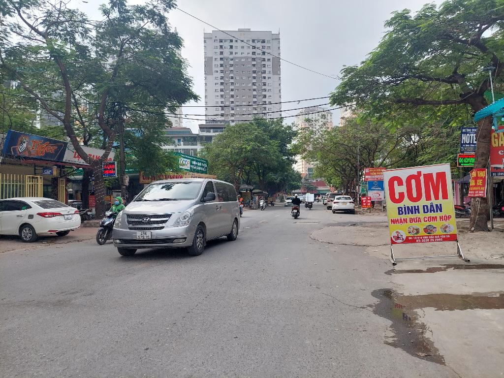 Bán nhà Tân Triều - diện tích 130m2 10 tầng - Ô TÔ TRÁNH - giá 65 tỷ