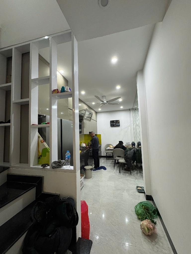 Bán nhà Minh Khai - diện tích 43m2 5 tầng - Nhà hoàn thiện long lanh, nội thất cao cấp - giá 13,5 tỷ