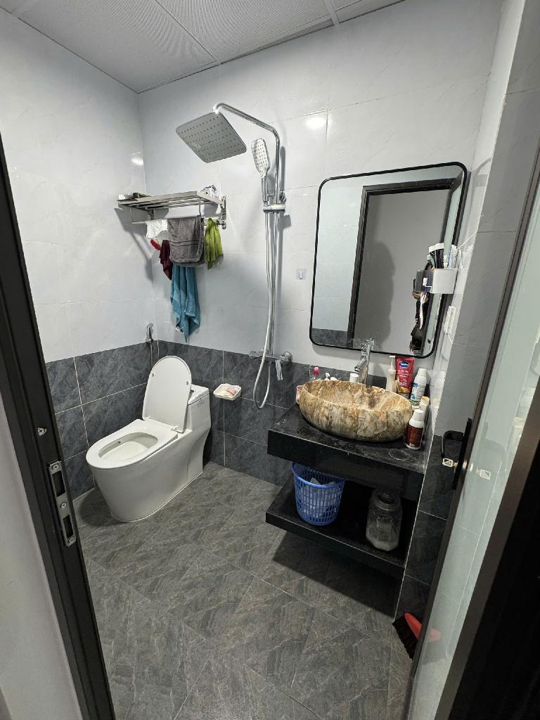Bán nhà Minh Khai - diện tích 43m2 5 tầng - Nhà hoàn thiện long lanh, nội thất cao cấp - giá 13,5 tỷ