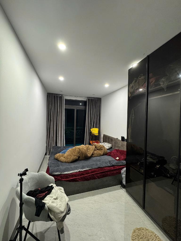 Bán nhà Minh Khai - diện tích 43m2 5 tầng - Nhà hoàn thiện long lanh, nội thất cao cấp - giá 13,5 tỷ