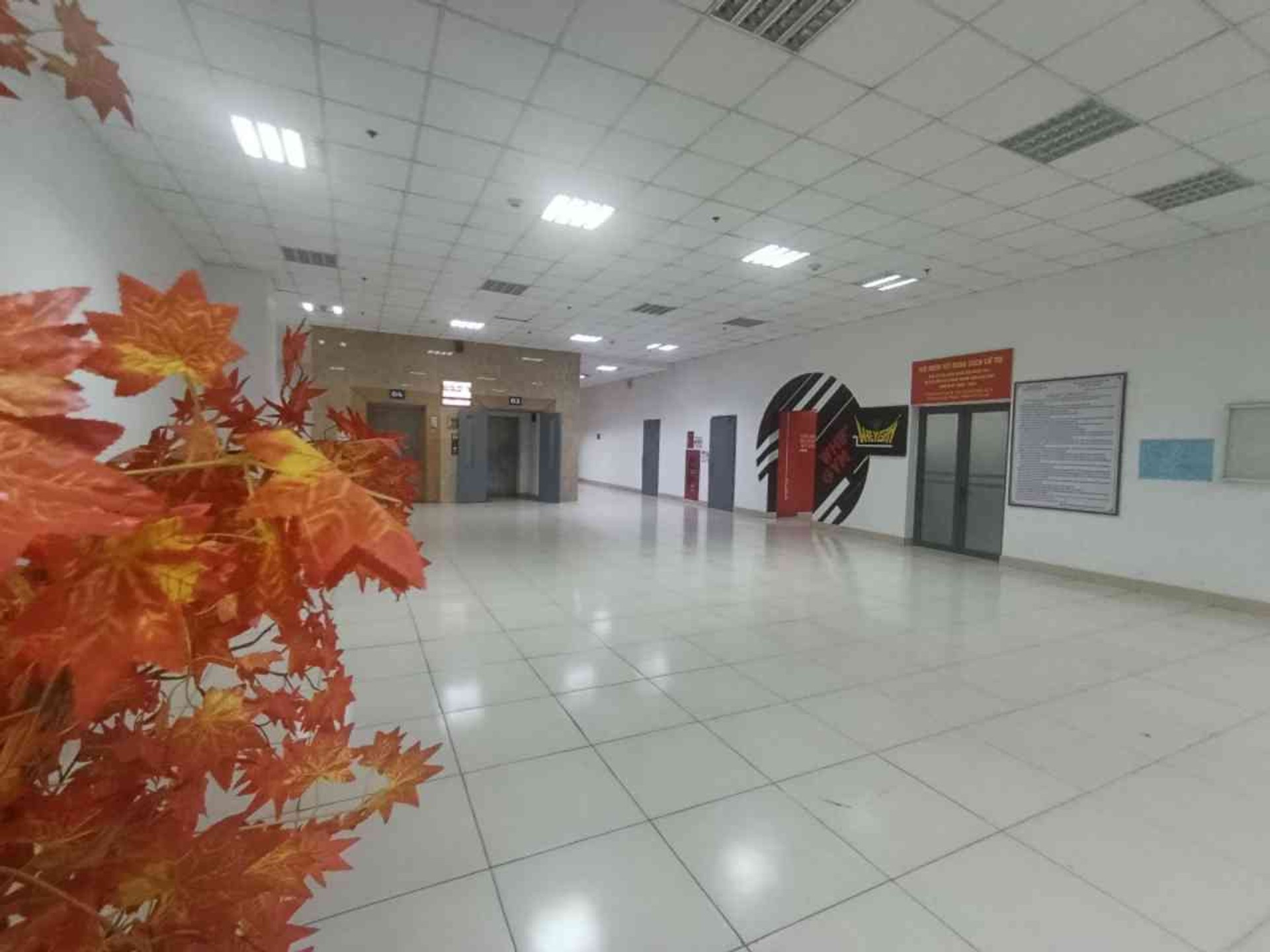 Bán nhà Nguyễn Công Trứ - diện tích 54m2 14 tầng - Lô góc - giá 6,8 tỷ