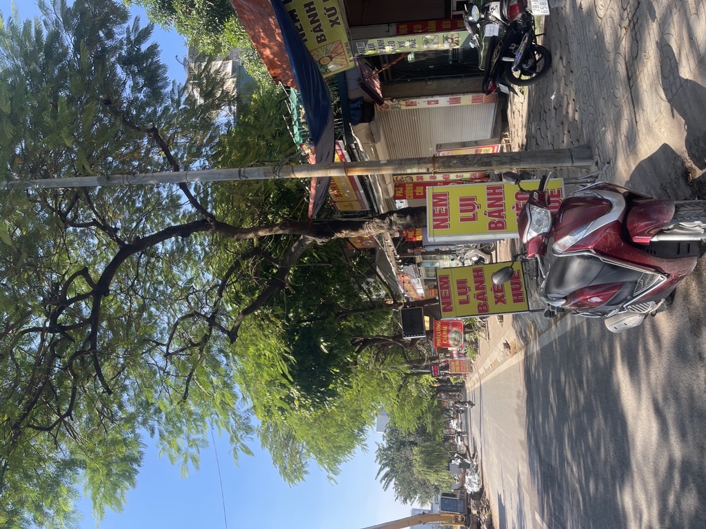 Bán nhà Trần Hoà - diện tích 68m2 2 tầng - MẶT PHỐ KINH DOANH BẤT CHẤP - giá 29 tỷ