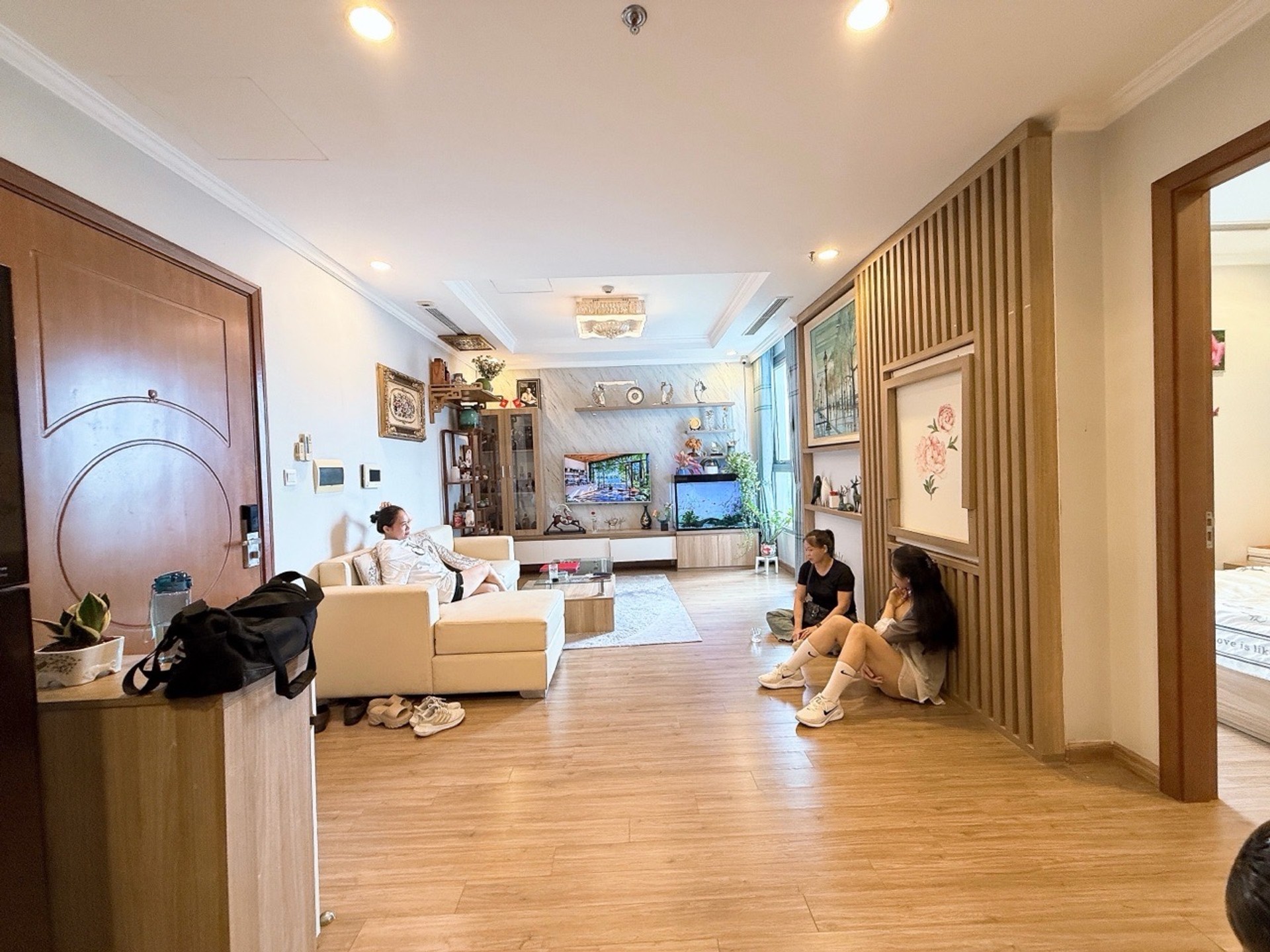Bán nhà Lĩnh Nam - diện tích 67m2 1 tầng - Lô góc, full nội thất - giá 7,2 tỷ