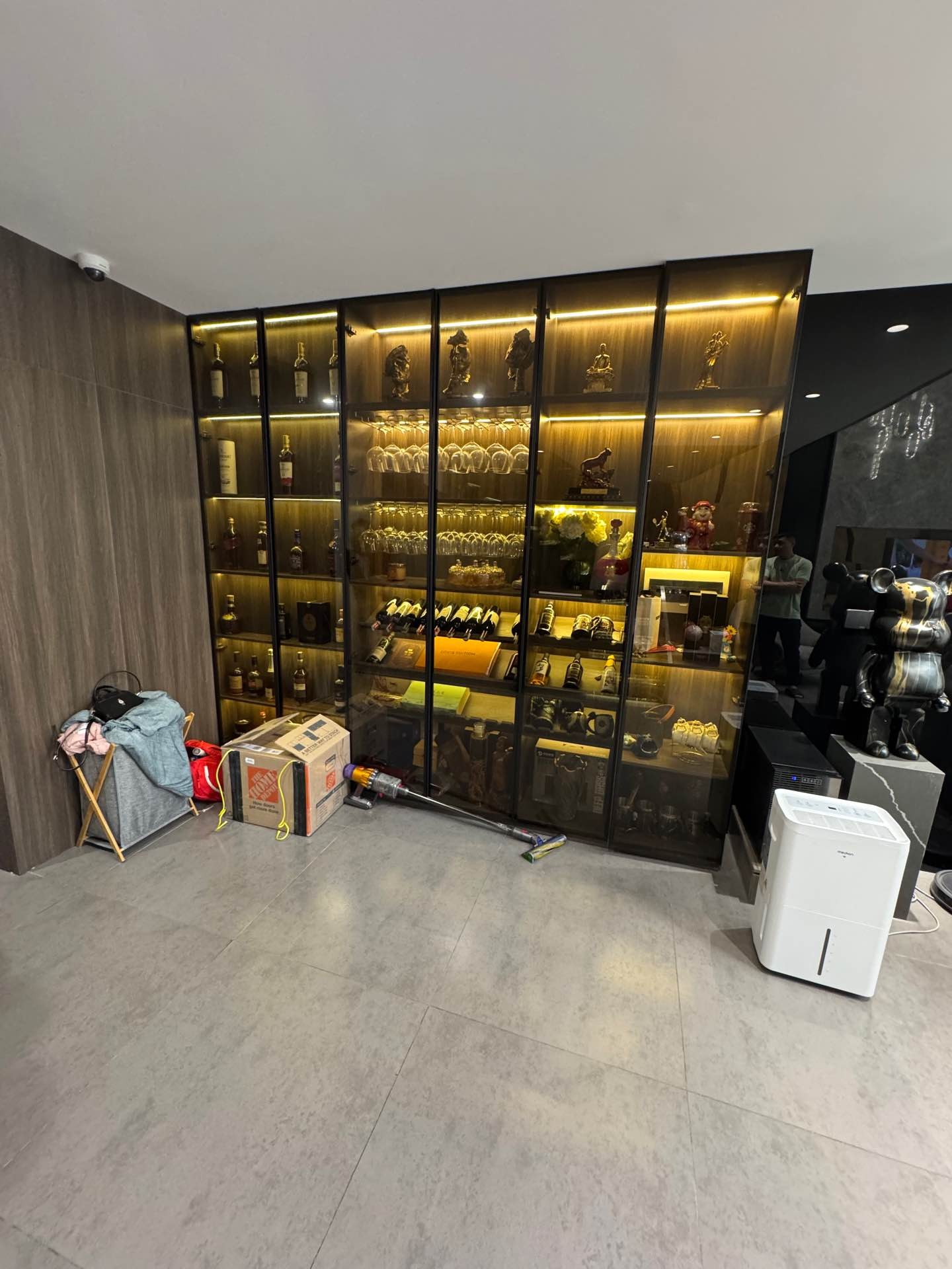 Bán nhà Nguyễn Công Hoan - diện tích 97.3m2 6 tầng - Ô TÔ VÀO NHÀ - giá 36 tỷ