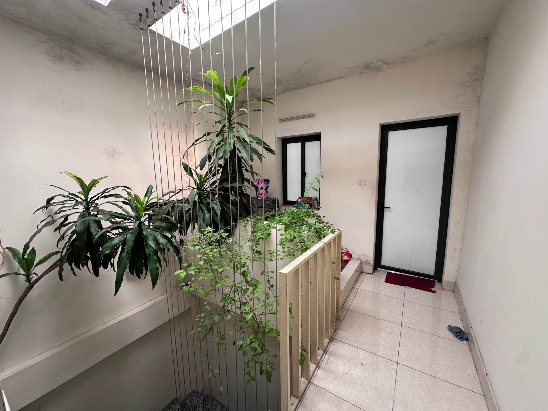 Bán nhà Bạch Đằng - diện tích 45m2 4 tầng - Ngõ thông ba gác phóng - giá 9,5 tỷ