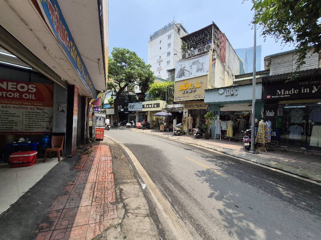 Bán nhà Nguyễn Công Hoan - diện tích 72m2 3 tầng - MẶT PHỐ - giá 28,9 tỷ