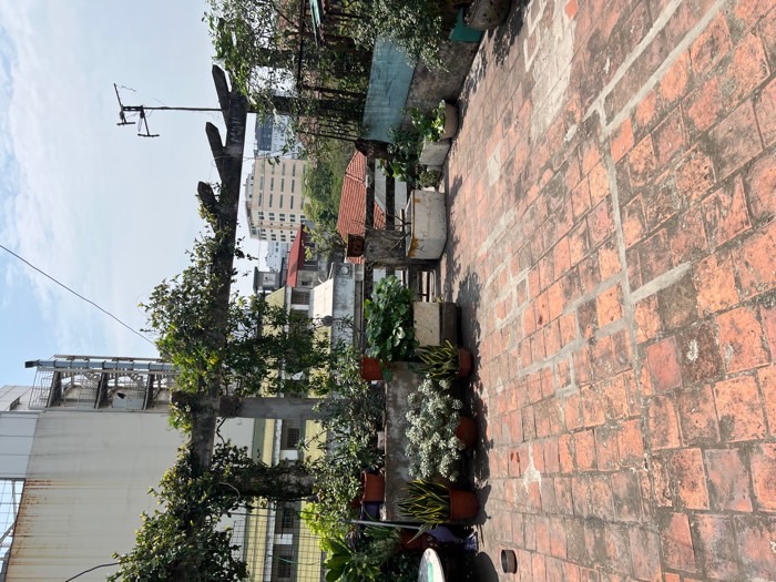 Bán nhà Quán Sứ - diện tích 170m2 3 tầng - Biệt thự C1 ngay giữa ngã tư - giá 60 tỷ