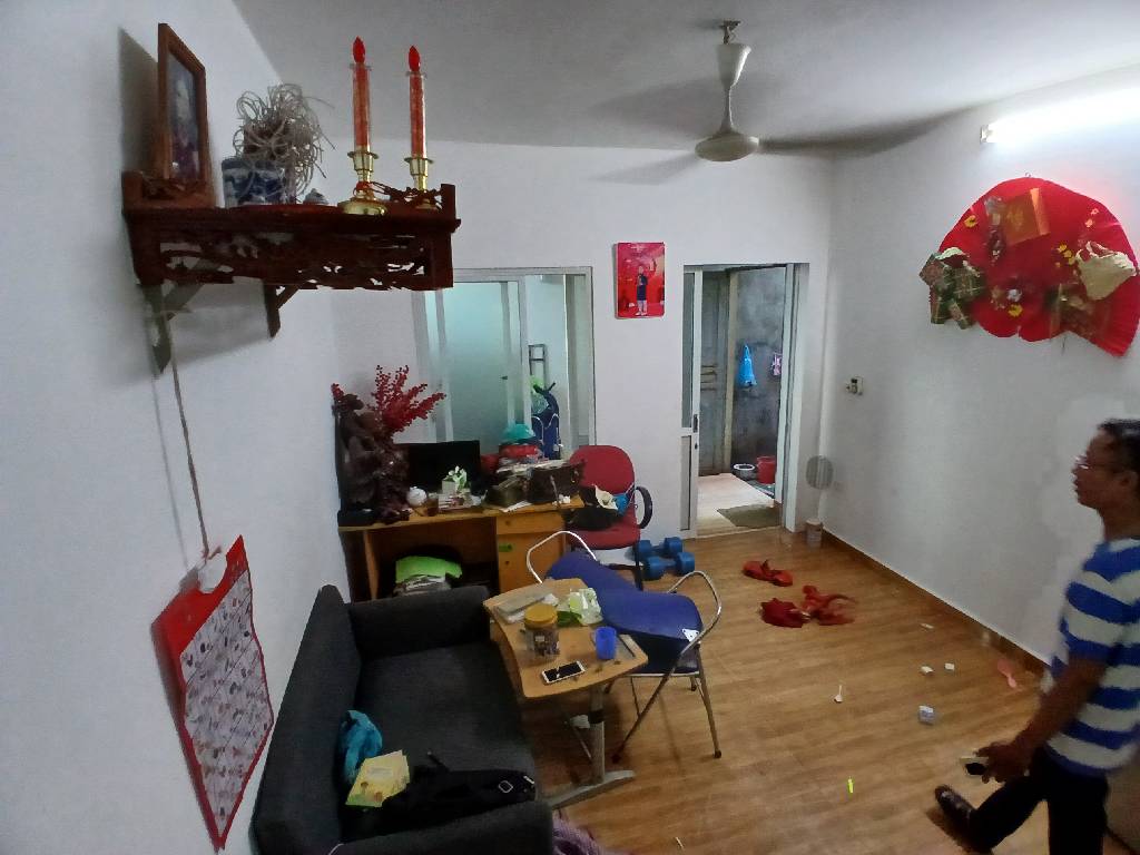 Bán nhà Lĩnh Nam - diện tích 30m2 2 tầng - Ô tô đỗ gần - giá 2,4 tỷ