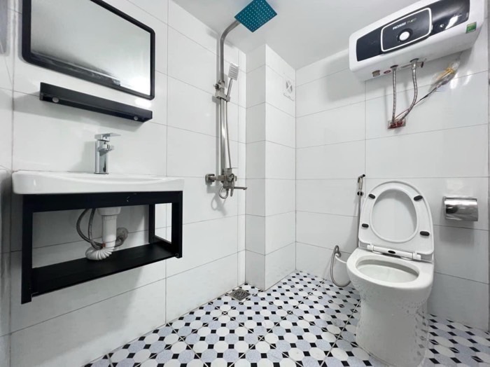 Bán nhà Ngõ Giếng - diện tích 109m2 9 tầng - Ngõ ô tô vào nhà - giá 42,8 tỷ