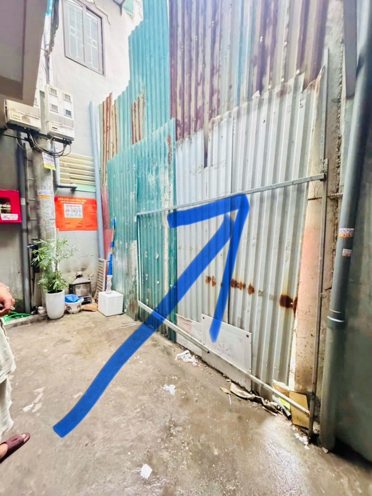 Bán nhà Định Công Thượng - diện tích 36m2 4 tầng - Mảnh đất đẹp, vuông vắn - giá 1,28 tỷ