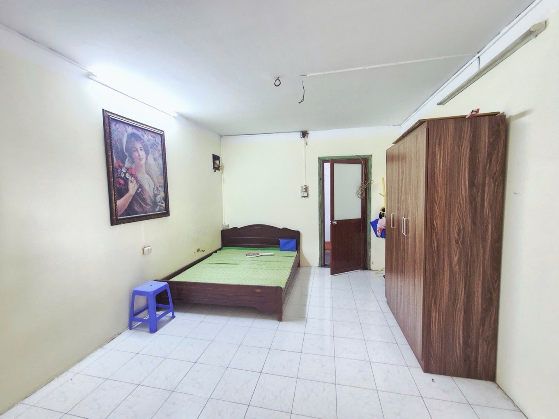 Bán nhà Nguyễn Trãi - diện tích 27m2 1 tầng - Chính chủ bán căn hộ tập thể - giá 3,15 tỷ