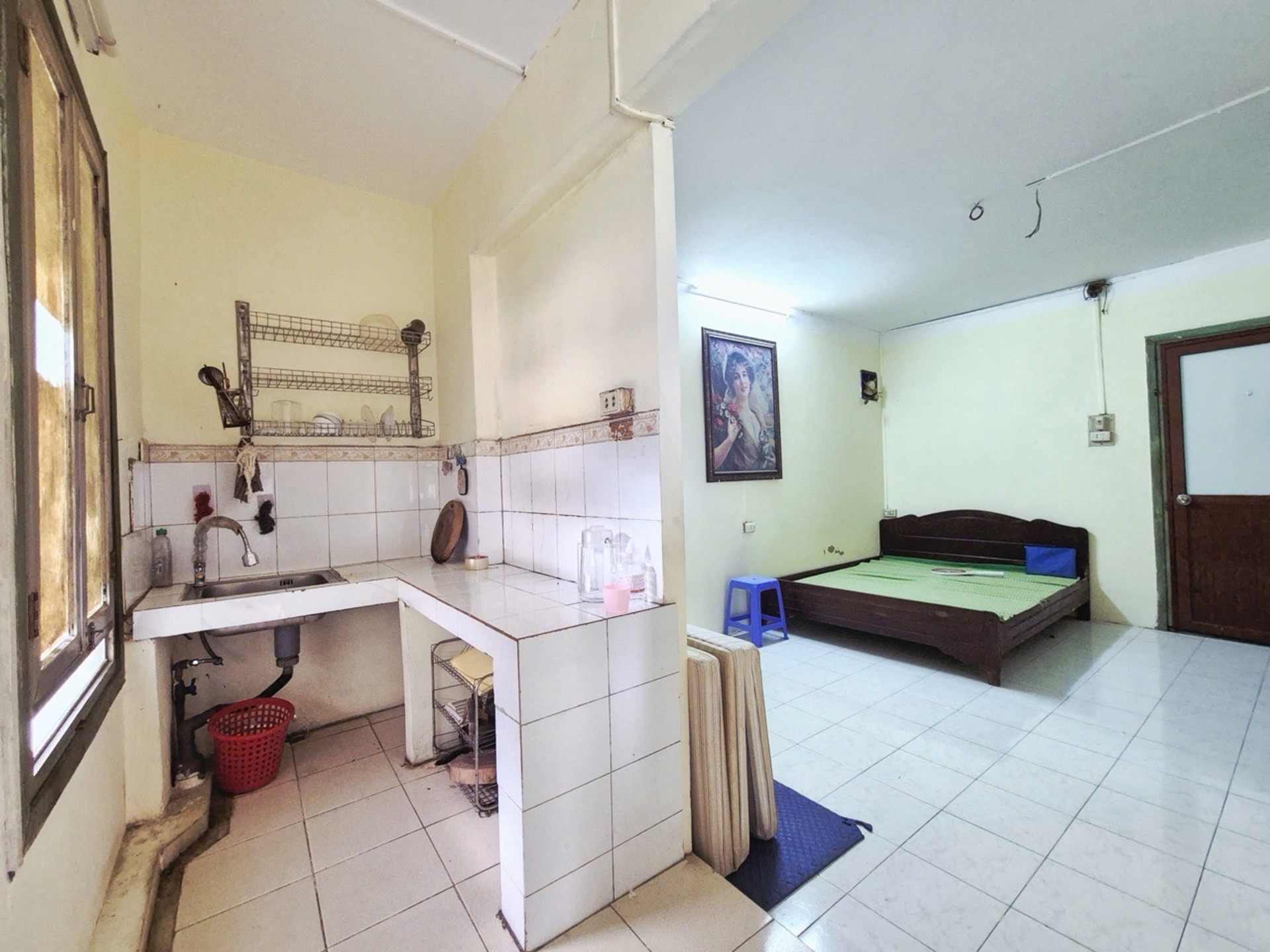 Bán nhà Nguyễn Trãi - diện tích 27m2 1 tầng - Chính chủ bán căn hộ tập thể - giá 3,15 tỷ