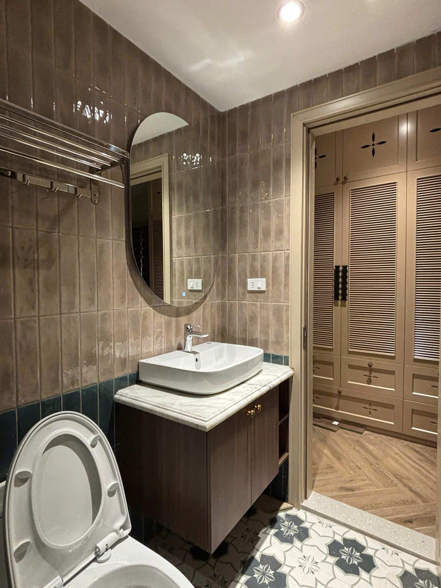 Bán nhà Lò Đúc - diện tích 35.8m2 6 tầng - giá 17 tỷ