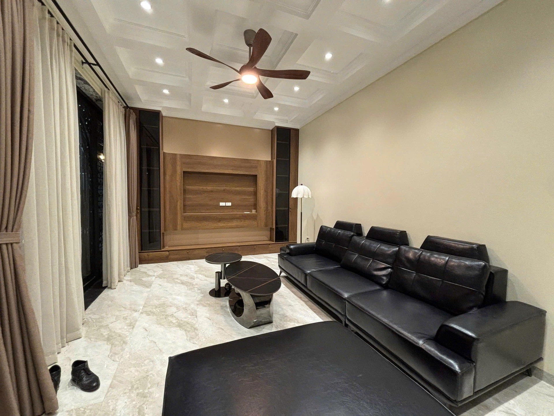 Bán nhà Lò Đúc - diện tích 35.8m2 6 tầng - giá 17 tỷ