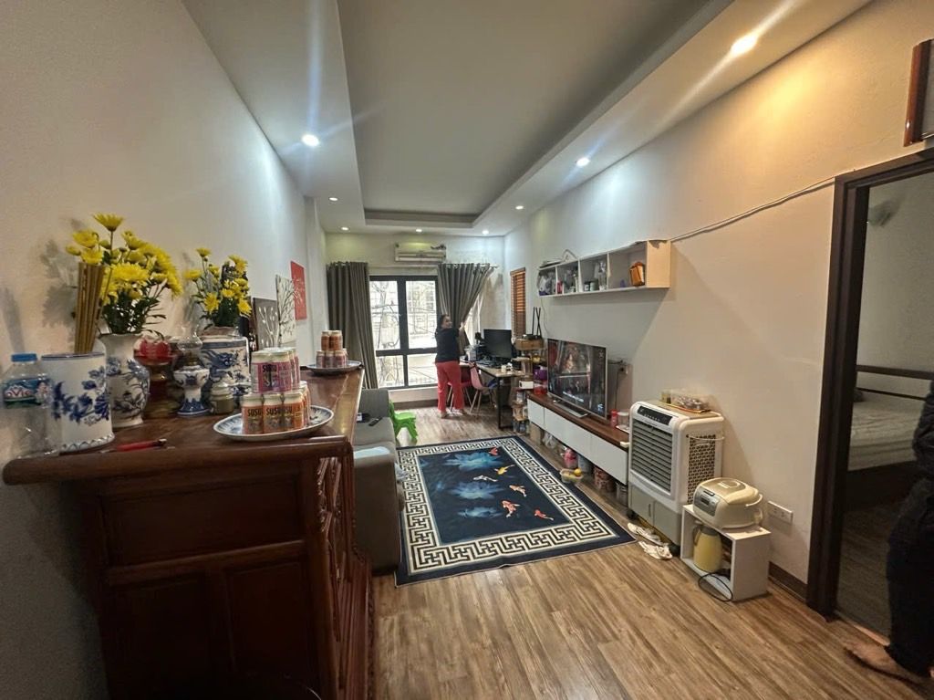 Bán nhà Nghi Tàm - diện tích 92m2 7 tầng - Ngõ ô tô tránh - giá 38,55 tỷ