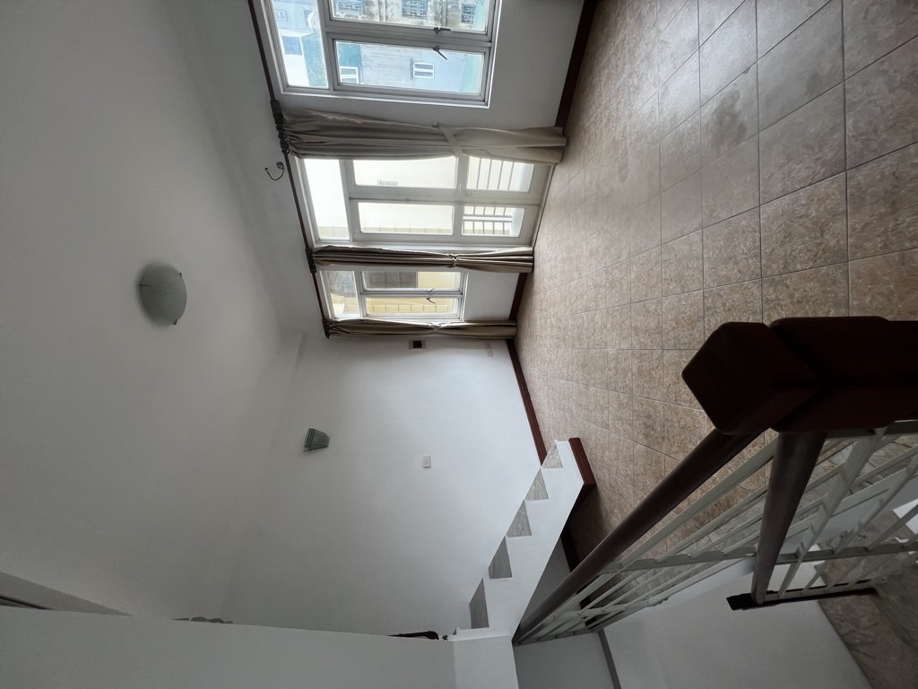 Bán nhà Đại La - diện tích 20m2 4 tầng - Nhà Kinh Doanh - giá 7,4 tỷ