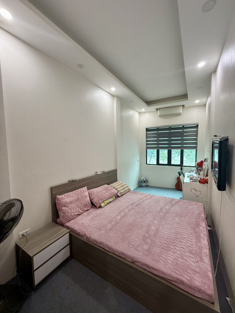 Bán nhà Kim Ngưu - diện tích 40m2 4 tầng - Mặt phố kinh doanh sầm uất - giá 16 tỷ