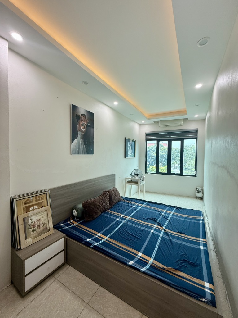 Bán nhà Kim Ngưu - diện tích 40m2 4 tầng - Mặt phố kinh doanh sầm uất - giá 16 tỷ