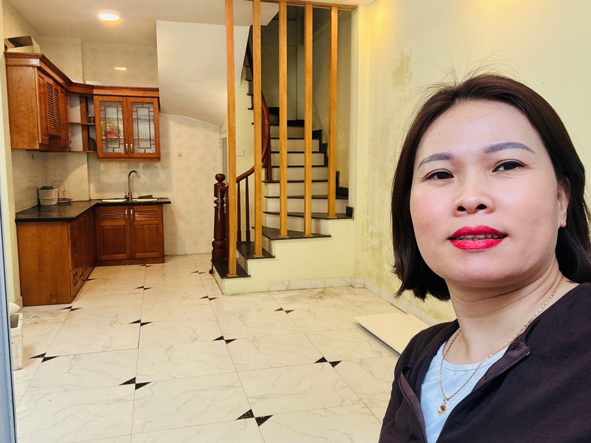 Bán nhà Tam Trinh - diện tích 30m2 5 tầng - ô tô tránh - giá 7 tỷ