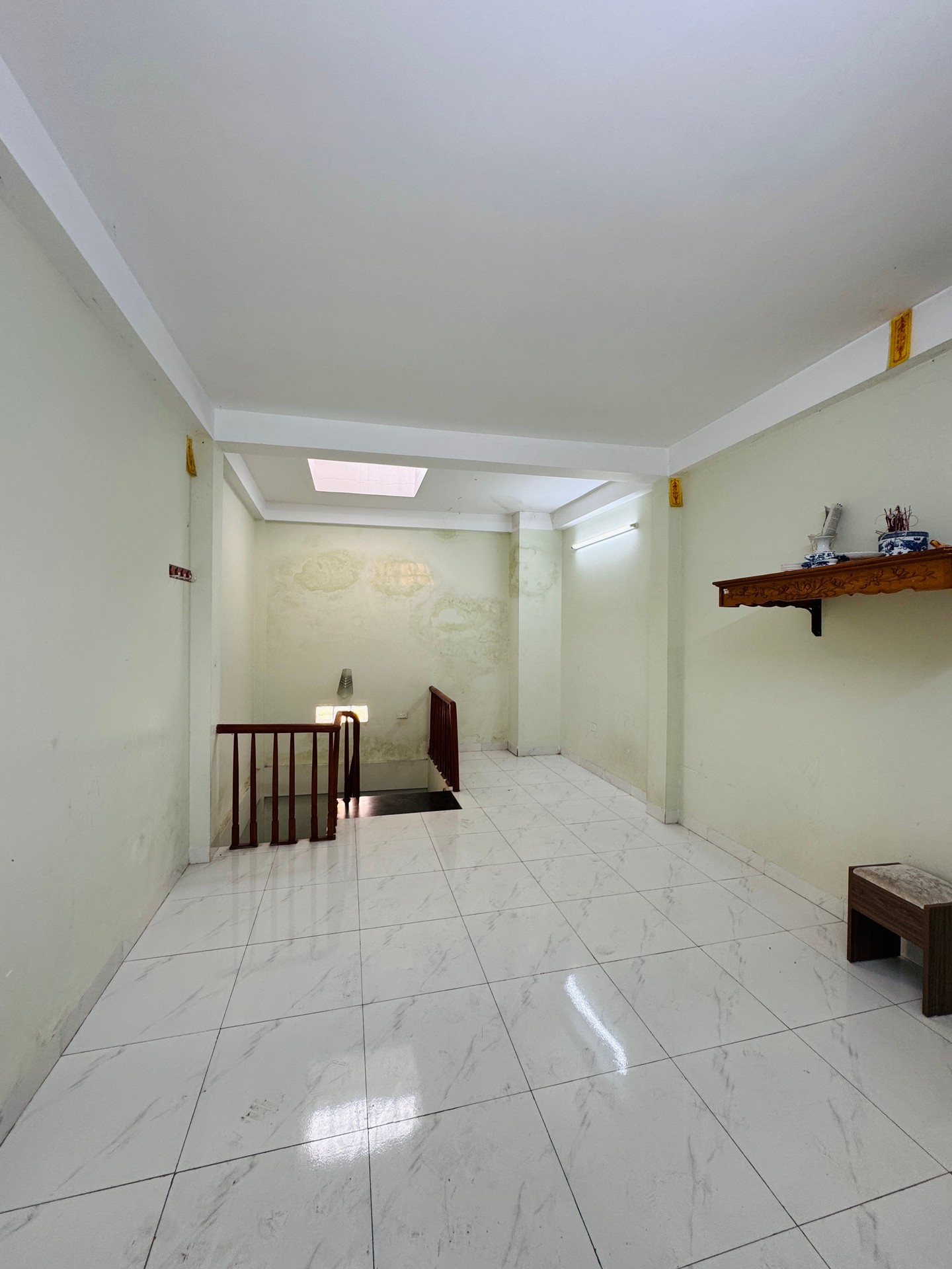 Bán nhà Tam Trinh - diện tích 30m2 5 tầng - ô tô tránh - giá 7 tỷ