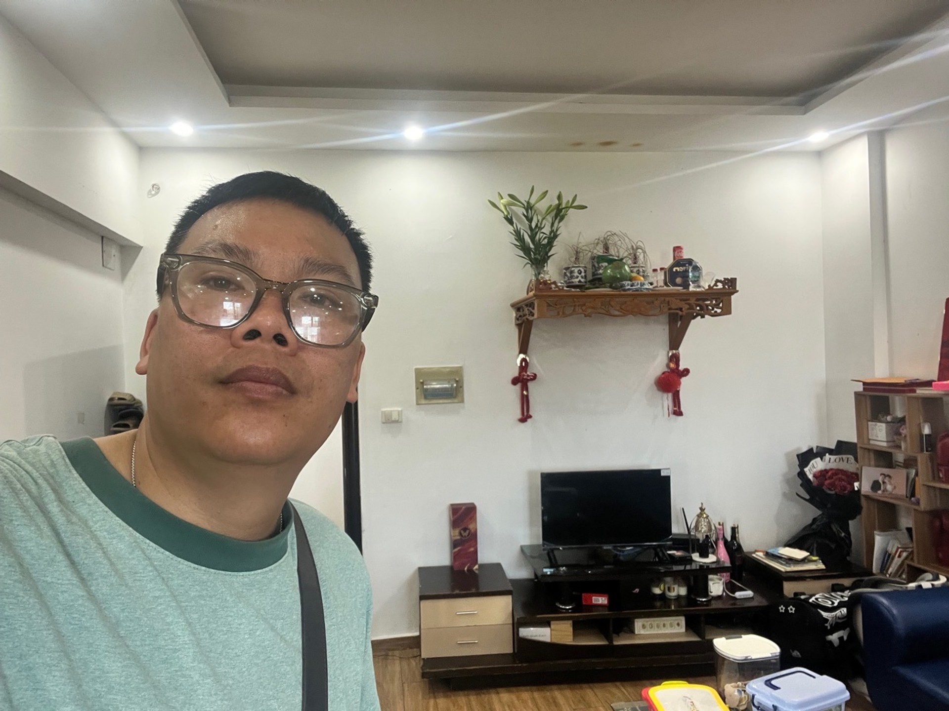 Bán nhà Hoàng Mai - diện tích 78m2 14 tầng - Lô Góc - View Hồ Linh Đàm - giá 5,1 tỷ