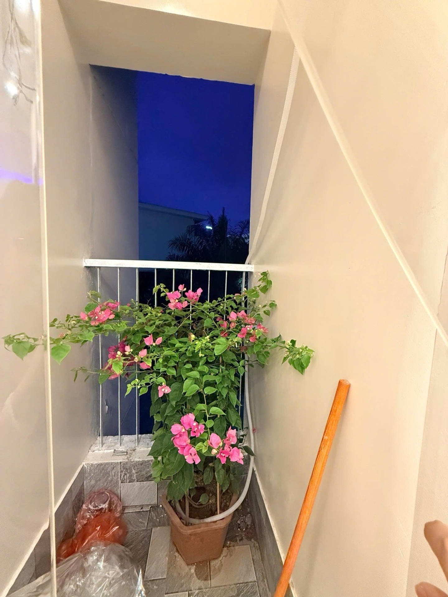 Bán nhà Hồng Hà - diện tích 55m2 18 tầng - vị trí đẹp, pháp lý rõ ràng - giá 3,95 tỷ