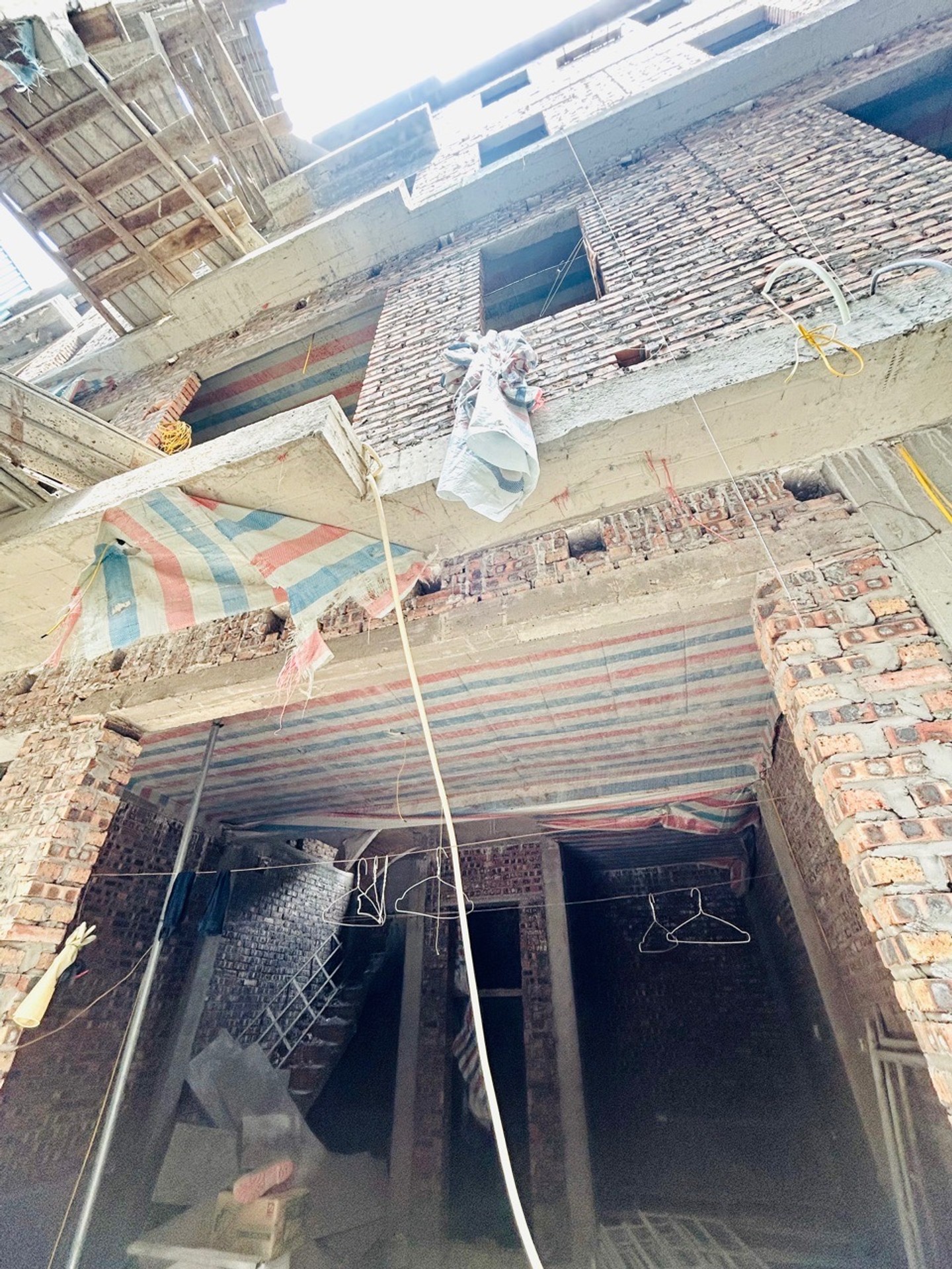Bán nhà Nguyễn Khoái - diện tích 36m2 5 tầng - Thang máy, gần ô tô - giá 8,8 tỷ