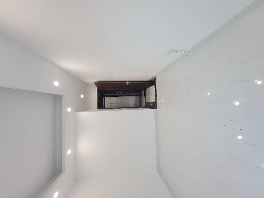 Bán nhà Thúy Lĩnh - diện tích 30m2 6 tầng - Ô TÔ ĐỖ CỔNG - giá 7,2 tỷ