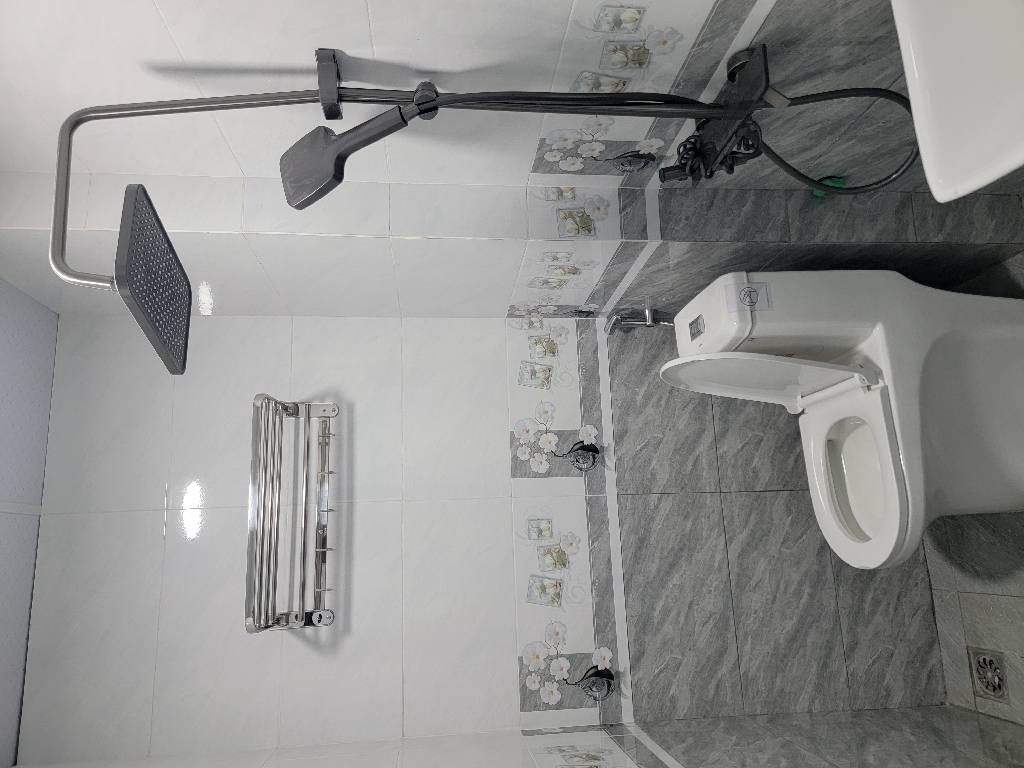 Bán nhà Thúy Lĩnh - diện tích 30m2 6 tầng - Ô TÔ ĐỖ CỔNG - giá 7,2 tỷ