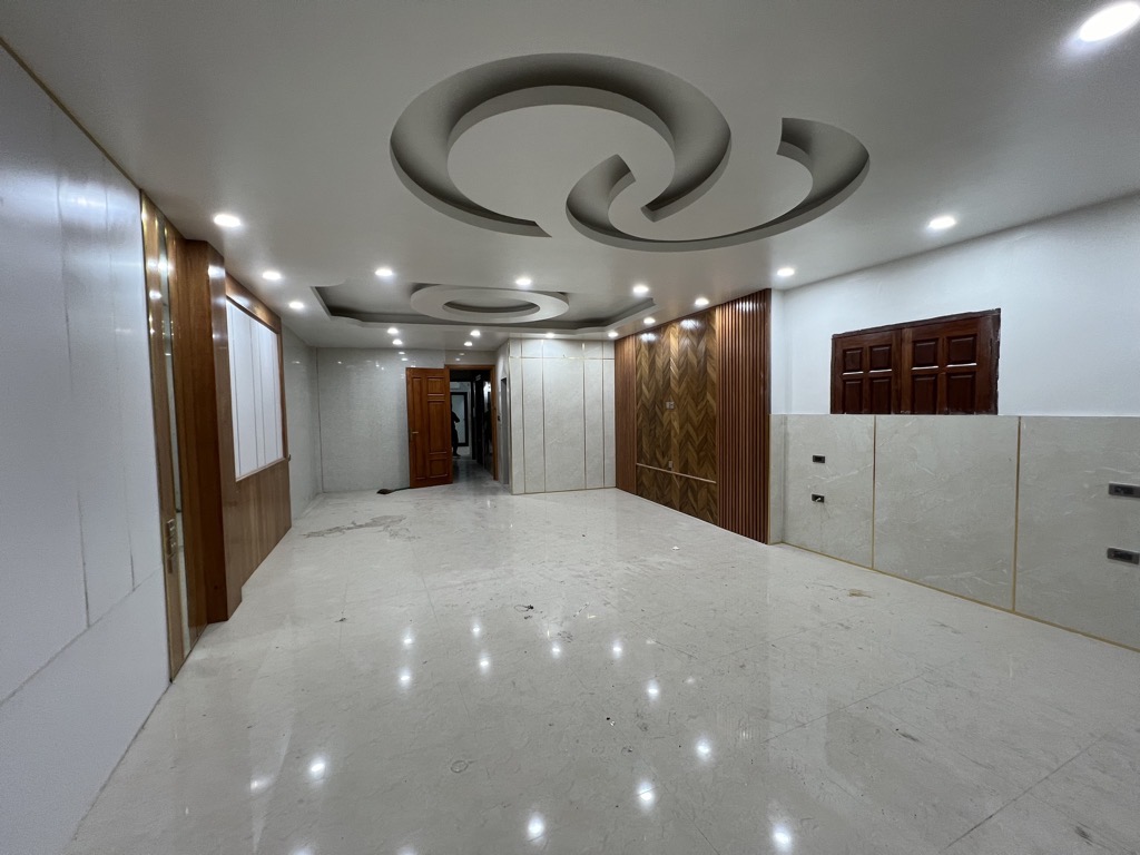 Bán nhà Thái Hà - diện tích 118m2 6 tầng - Gara ô tô, thang máy - giá 47 tỷ