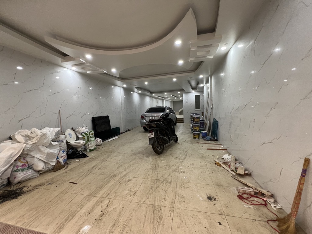 Bán nhà Thái Hà - diện tích 118m2 6 tầng - Gara ô tô, thang máy - giá 47 tỷ