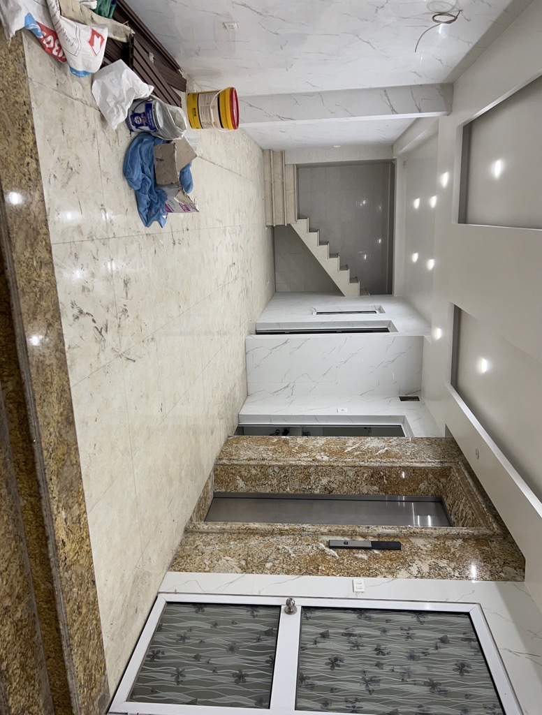 Bán nhà Thái Hà - diện tích 118m2 6 tầng - Gara ô tô, thang máy - giá 47 tỷ