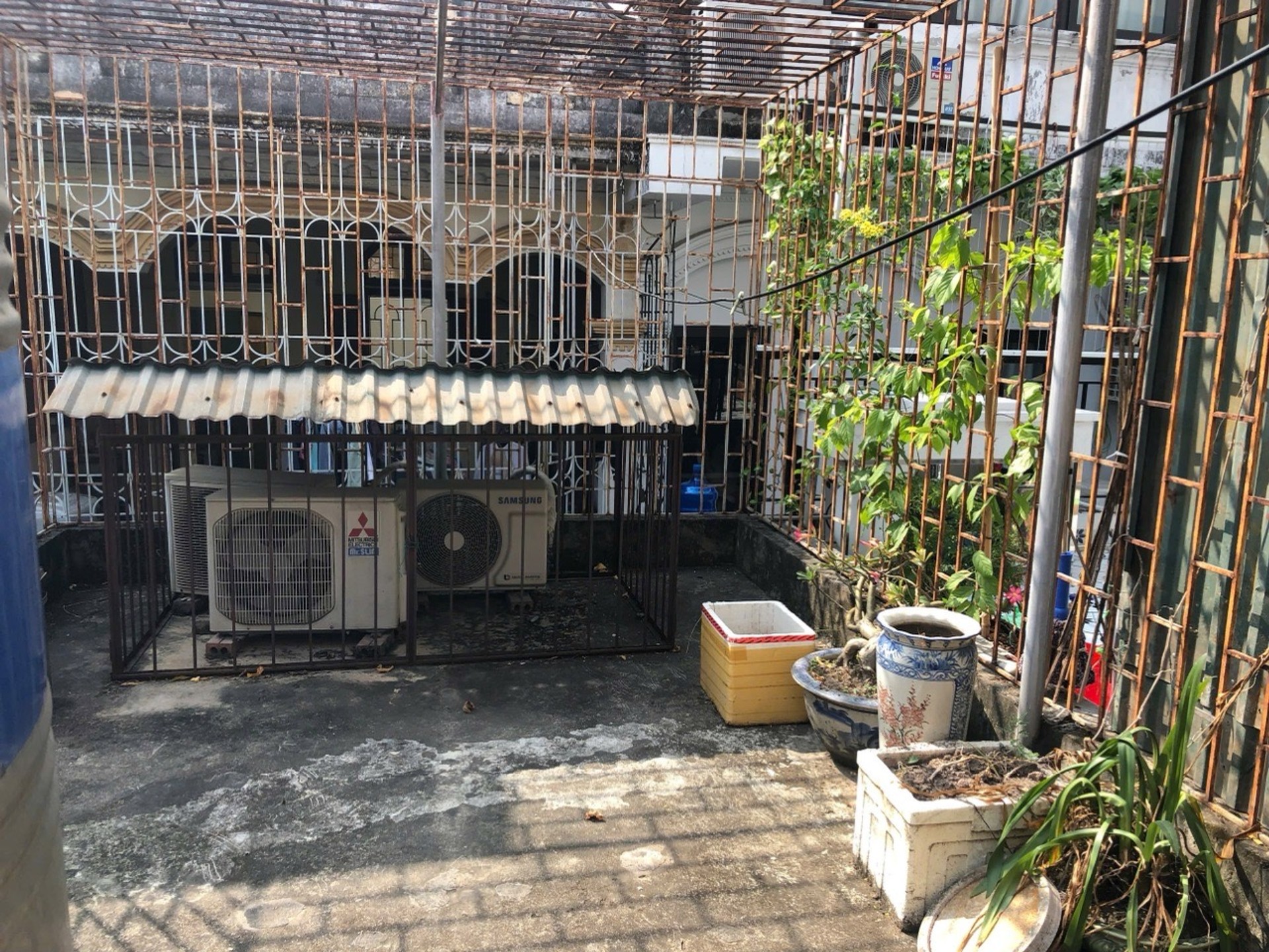 Bán nhà Vũ Ngọc Phan - diện tích 30m2 4 tầng - ngõ ô tô tránh - giá 7,5 tỷ