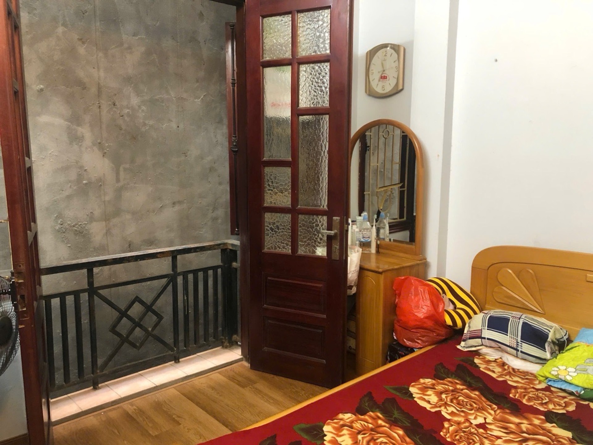 Bán nhà Vũ Ngọc Phan - diện tích 30m2 4 tầng - ngõ ô tô tránh - giá 7,5 tỷ
