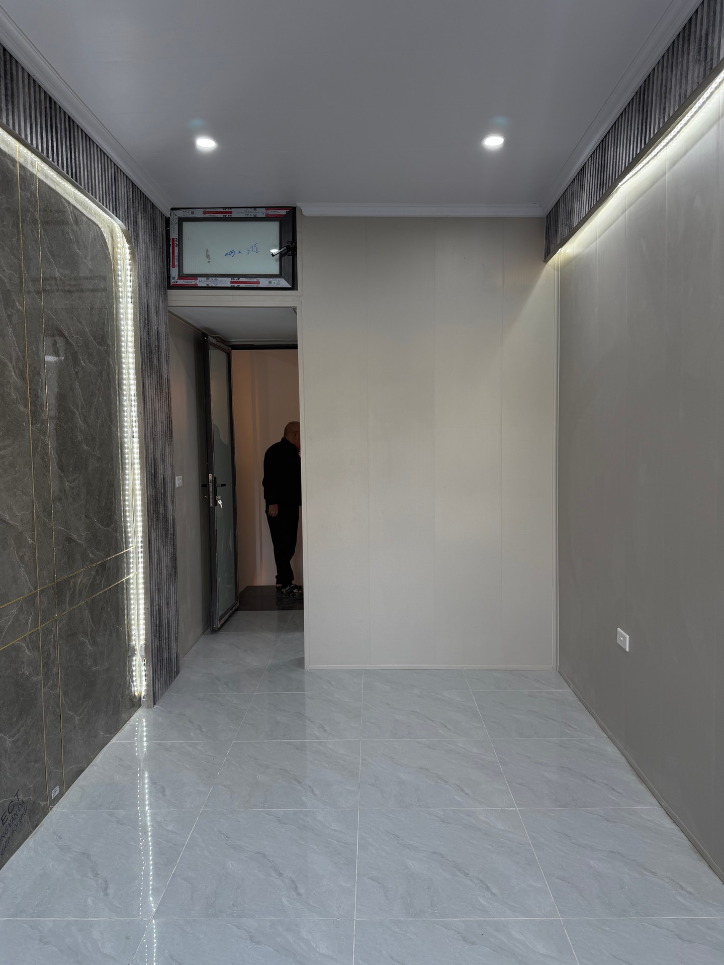 Bán nhà Lĩnh Nam - diện tích 20m2 5 tầng - Nhà mới, 2 mặt thoáng - giá 5 tỷ