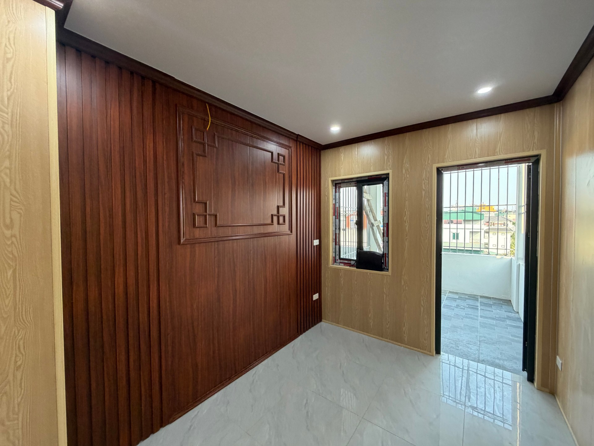 Bán nhà Lĩnh Nam - diện tích 20m2 5 tầng - Nhà mới, 2 mặt thoáng - giá 5 tỷ