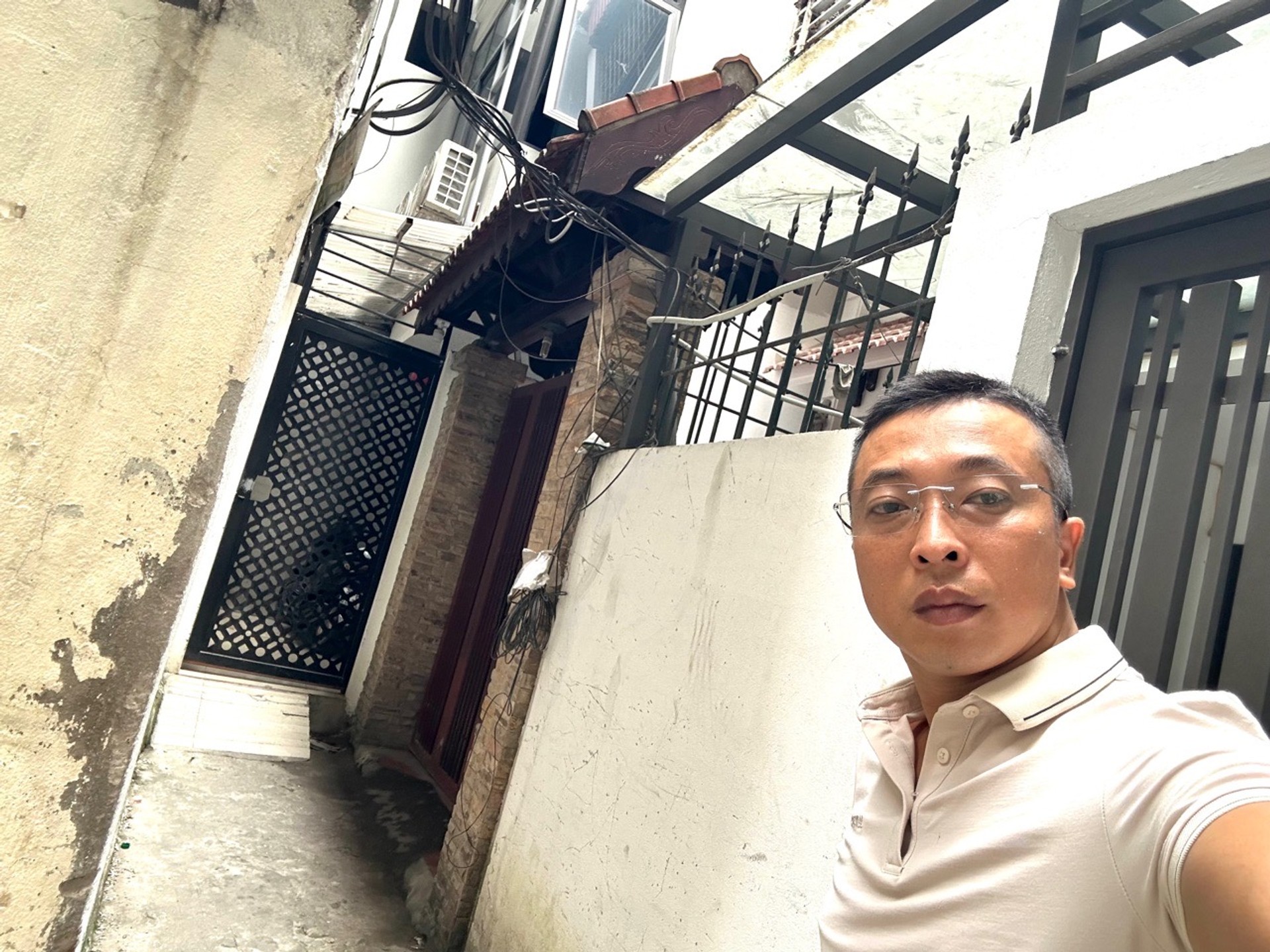 Bán nhà Giải Phóng - diện tích 55m2 6 tầng - thang máy, ô tô tránh - giá 13,95 tỷ