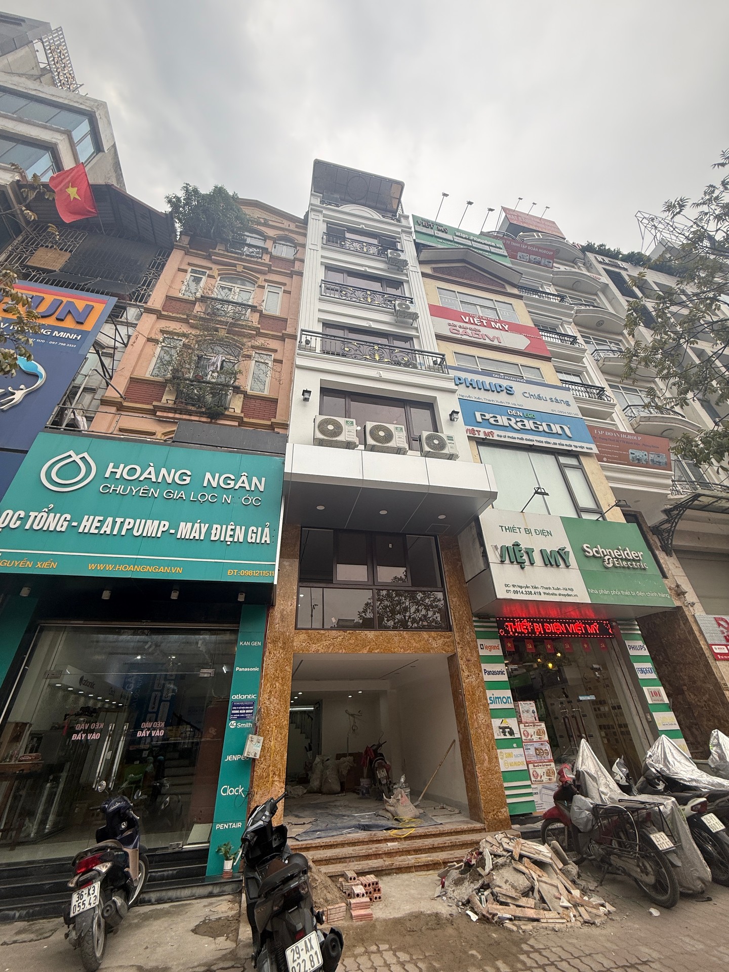 Bán nhà Nguyễn Xiển - diện tích 55m2 8 tầng - Mặt phố kinh doanh - giá 37,9 tỷ