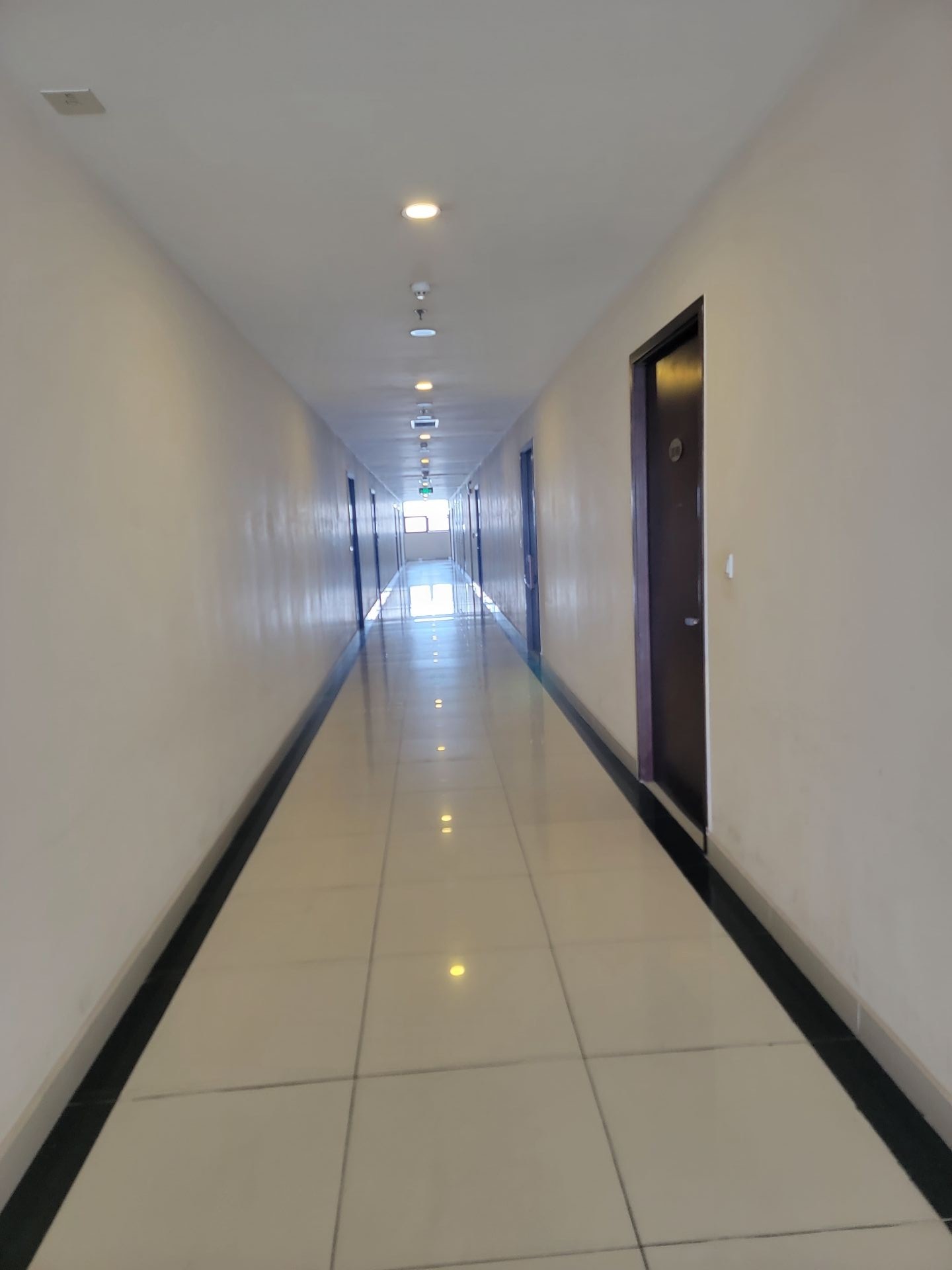 Bán nhà The Two Residence - diện tích 79m2 9 tầng - Căn hộ đẹp hiếm có - giá 7,5 tỷ