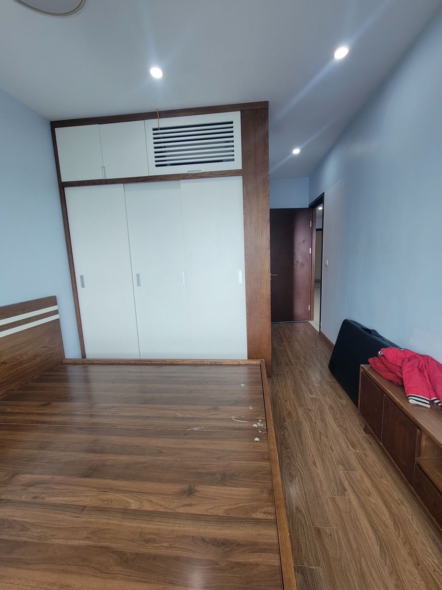 Bán nhà The Two Residence - diện tích 79m2 9 tầng - Căn hộ đẹp hiếm có - giá 7,5 tỷ