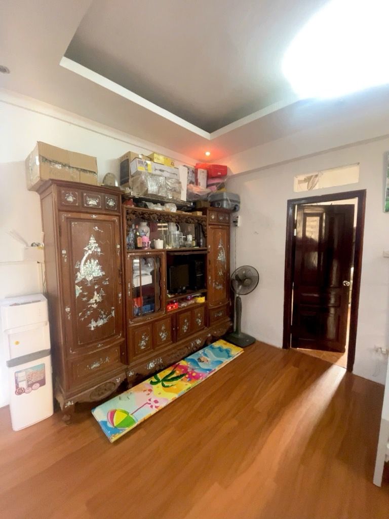 Bán nhà NƠ 14B - diện tích 70m2 14 tầng - Gần chợ - giá 4,8 tỷ