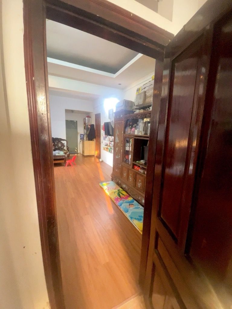 Bán nhà NƠ 14B - diện tích 70m2 14 tầng - Gần chợ - giá 4,8 tỷ