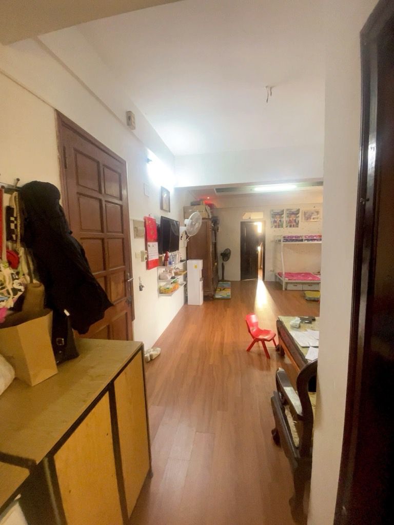 Bán nhà NƠ 14B - diện tích 70m2 14 tầng - Gần chợ - giá 4,8 tỷ