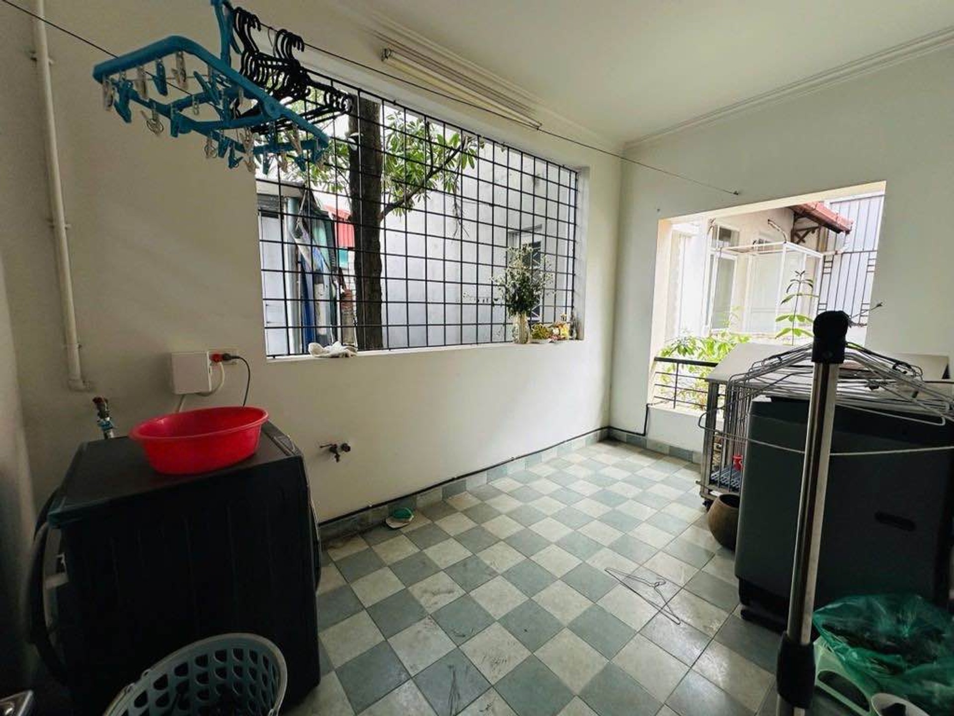 Bán nhà Trần Quý Cáp - diện tích 69m2 5 tầng - Ô TÔ - giá 31 tỷ