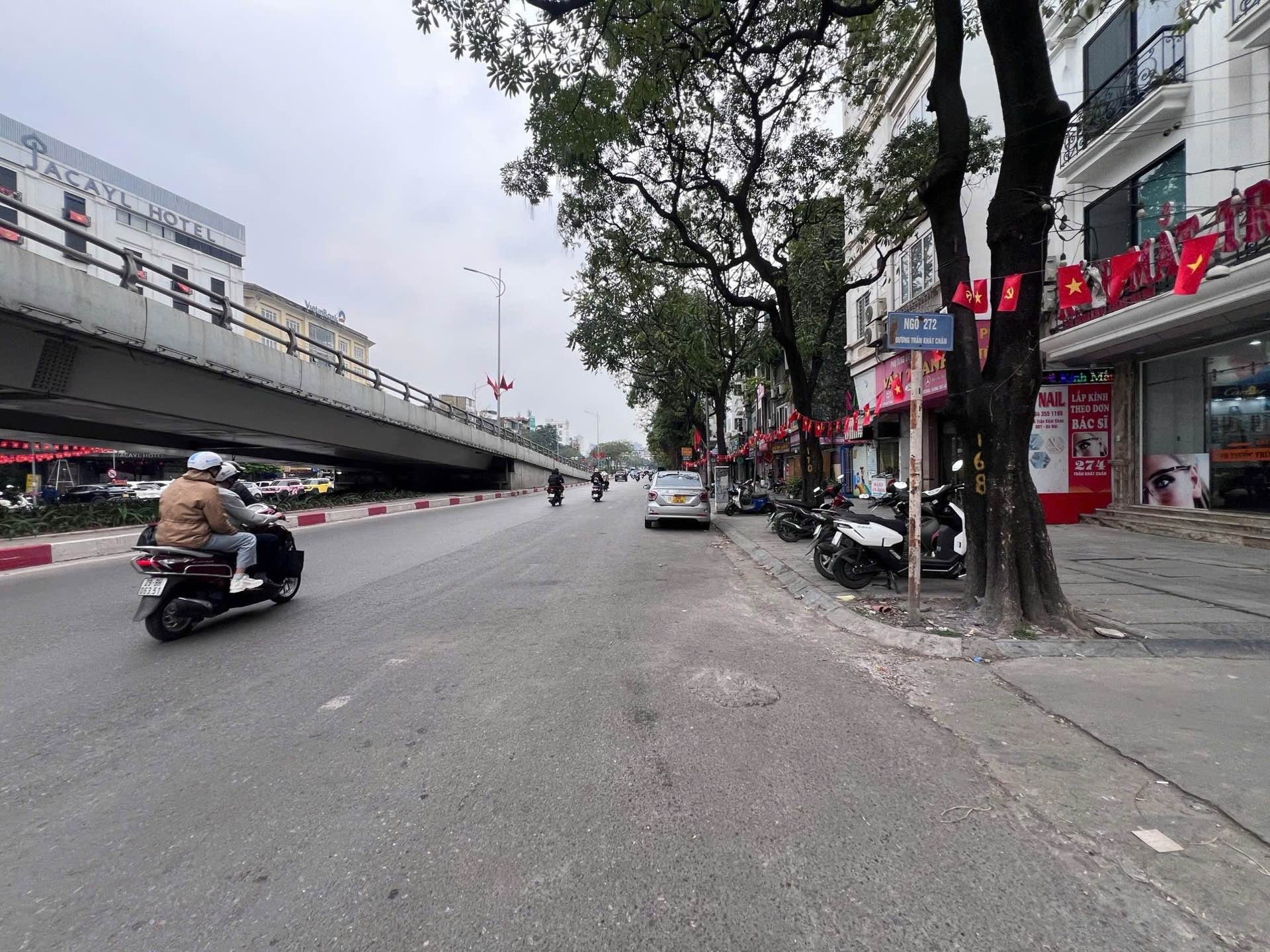 Bán nhà Hai Bà Trưng - diện tích 64m2 2 tầng - Lô góc - giá 16,2 tỷ
