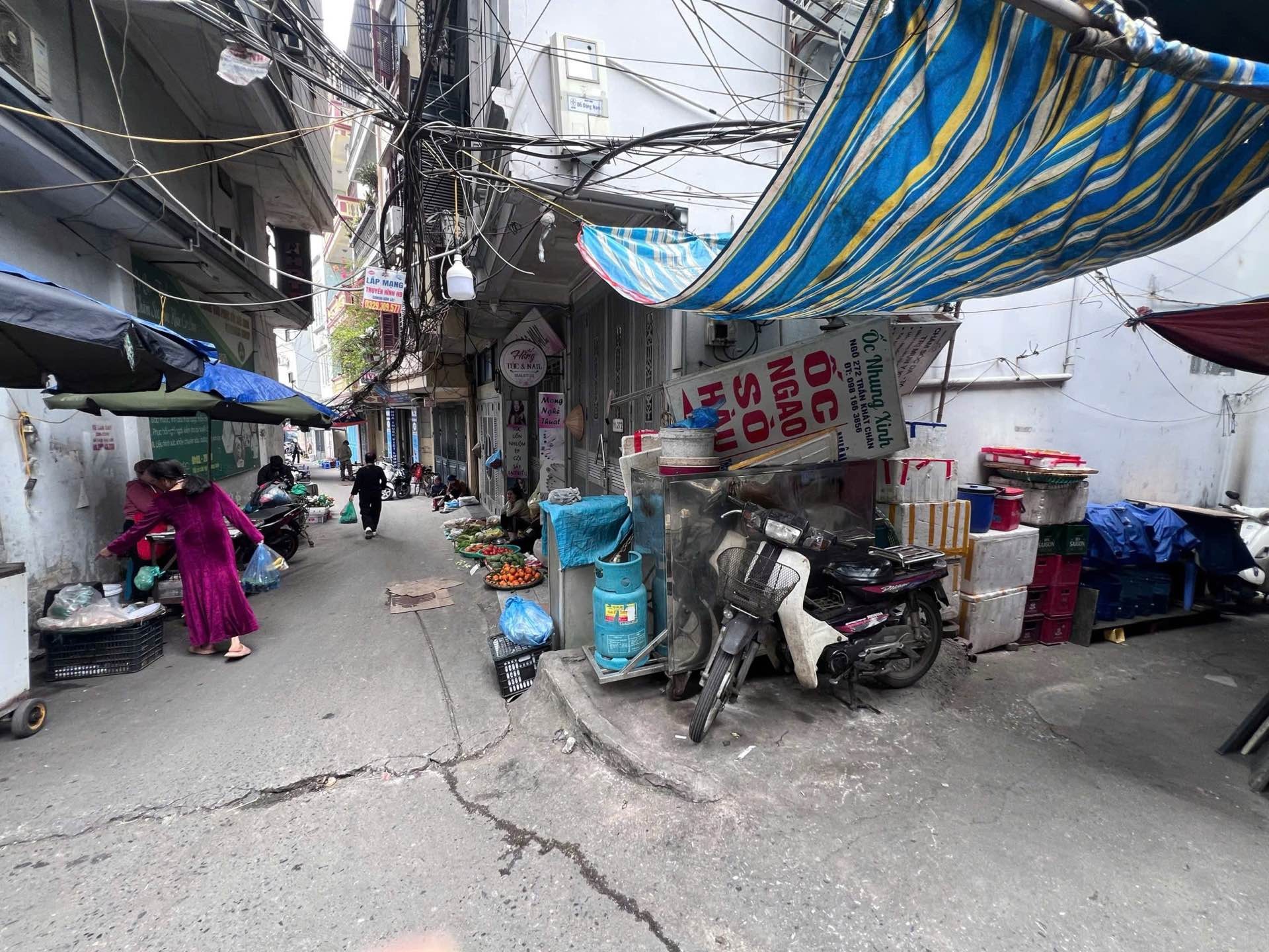 Bán nhà Hai Bà Trưng - diện tích 64m2 2 tầng - Lô góc - giá 16,2 tỷ