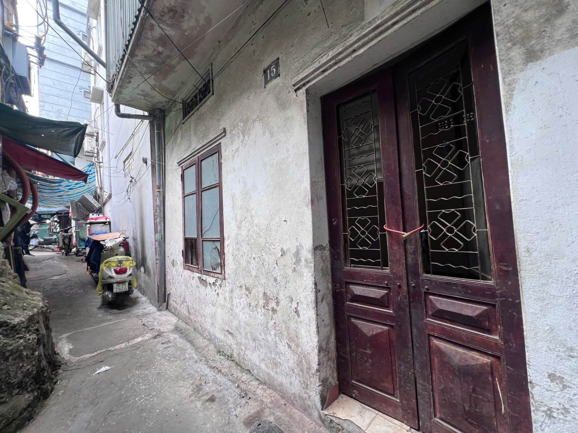 Bán nhà Hai Bà Trưng - diện tích 64m2 2 tầng - Lô góc - giá 16,2 tỷ