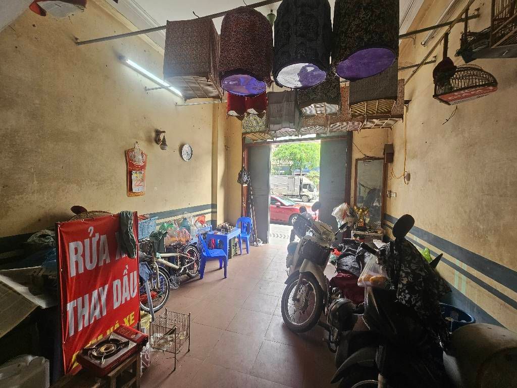 Bán nhà Xã Đàn - diện tích 82m2 4 tầng - Mặt phố VIP - giá 66 tỷ