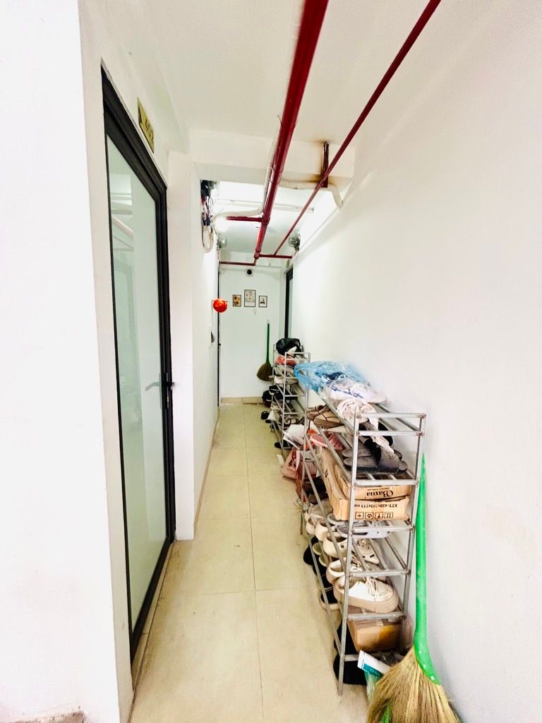 Bán nhà Nguyễn Khoái - diện tích 67m2 6 tầng - Lô góc - giá 10,1 tỷ